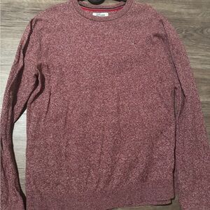 Tommy Hilfiger Men's Burgundy Crewneck Sweater